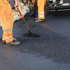 Best Driveway Snow Removal Preparation  in Frankton, IN